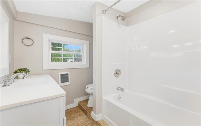 160 Starlite Road, Lemont Furnace, 15456, 2 Bedroom Bedrooms, 5 Room Rooms,2 BathroomBathrooms,Residential,For Sale,Starlite Road,1774479