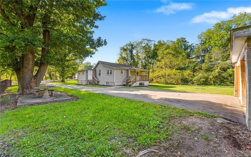 160 Starlite Road, Lemont Furnace, 15456, 2 Bedroom Bedrooms, 5 Room Rooms,2 BathroomBathrooms,Residential,For Sale,Starlite Road,1774479