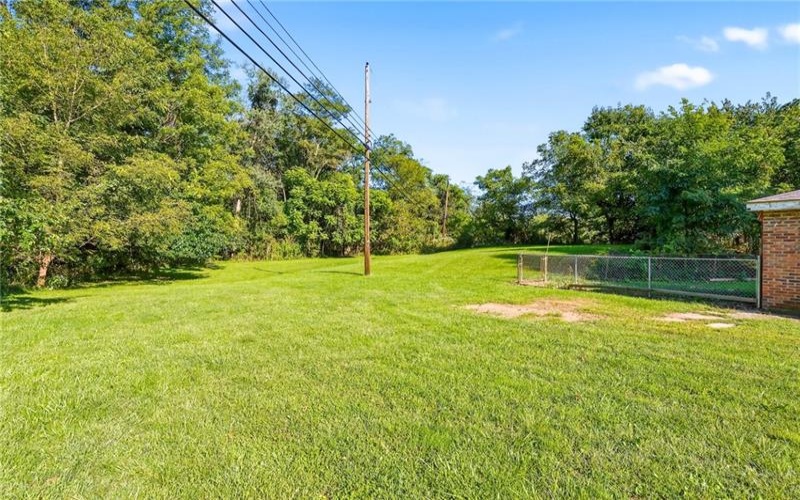 160 Starlite Road, Lemont Furnace, 15456, 2 Bedroom Bedrooms, 5 Room Rooms,2 BathroomBathrooms,Residential,For Sale,Starlite Road,1774479