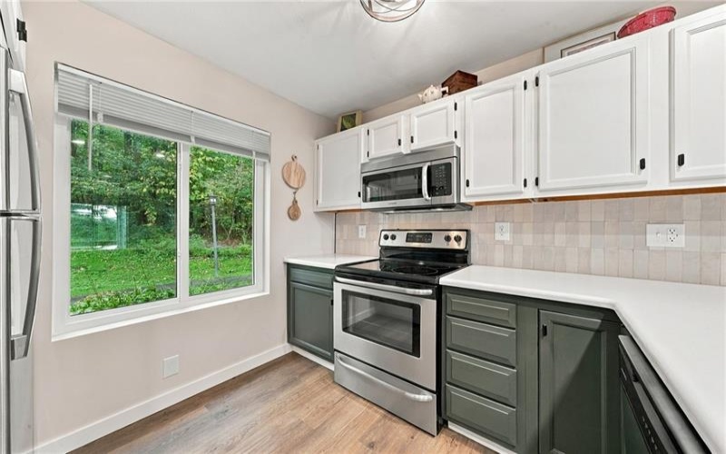 1803 Eagles Ridge Court, Hidden Valley, 15502, 3 Bedroom Bedrooms, 8 Room Rooms,2.1 BathroomBathrooms,Residential,For Sale,Eagles Ridge Court,1775397
