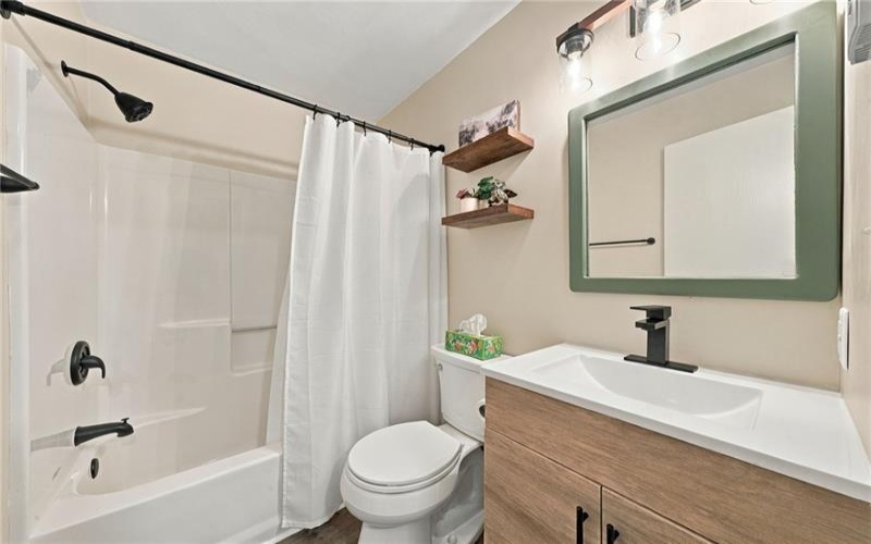 1803 Eagles Ridge Court, Hidden Valley, 15502, 3 Bedroom Bedrooms, 8 Room Rooms,2.1 BathroomBathrooms,Residential,For Sale,Eagles Ridge Court,1775397