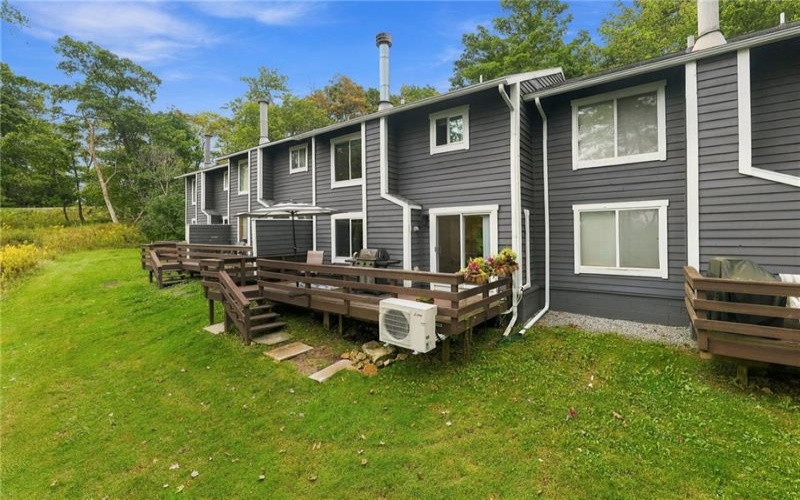 1803 Eagles Ridge Court, Hidden Valley, 15502, 3 Bedroom Bedrooms, 8 Room Rooms,2.1 BathroomBathrooms,Residential,For Sale,Eagles Ridge Court,1775397