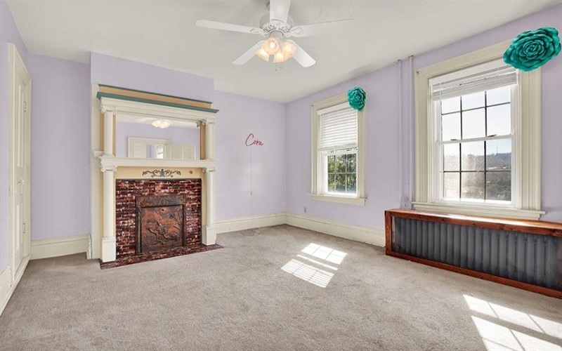 35 Solomon St, Belle Vernon, 15012, 4 Bedroom Bedrooms, 13 Room Rooms,2.2 BathroomBathrooms,Residential,For Sale,Solomon St,1777559