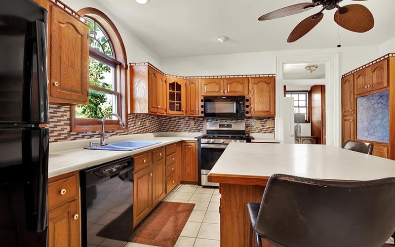 35 Solomon St, Belle Vernon, 15012, 4 Bedroom Bedrooms, 13 Room Rooms,2.2 BathroomBathrooms,Residential,For Sale,Solomon St,1777559