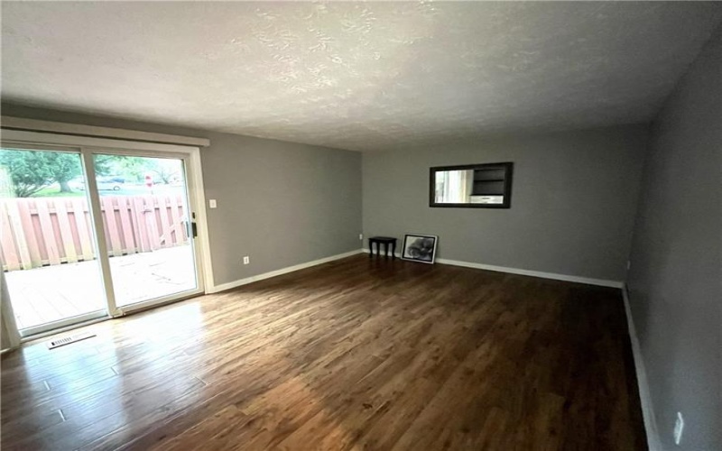 103 Hickory Cir, Canonsburg, 15317, 3 Bedroom Bedrooms, 8 Room Rooms,1.1 BathroomBathrooms,Residential,For Sale,Hickory Cir,1777654