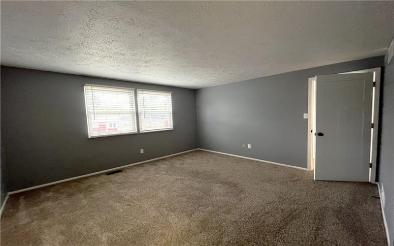 103 Hickory Cir, Canonsburg, 15317, 3 Bedroom Bedrooms, 8 Room Rooms,1.1 BathroomBathrooms,Residential,For Sale,Hickory Cir,1777654