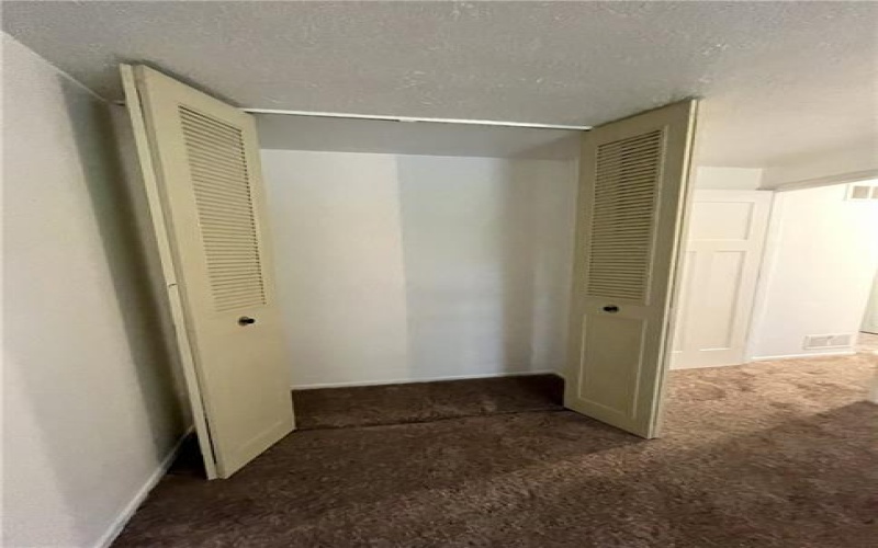 103 Hickory Cir, Canonsburg, 15317, 3 Bedroom Bedrooms, 8 Room Rooms,1.1 BathroomBathrooms,Residential,For Sale,Hickory Cir,1777654