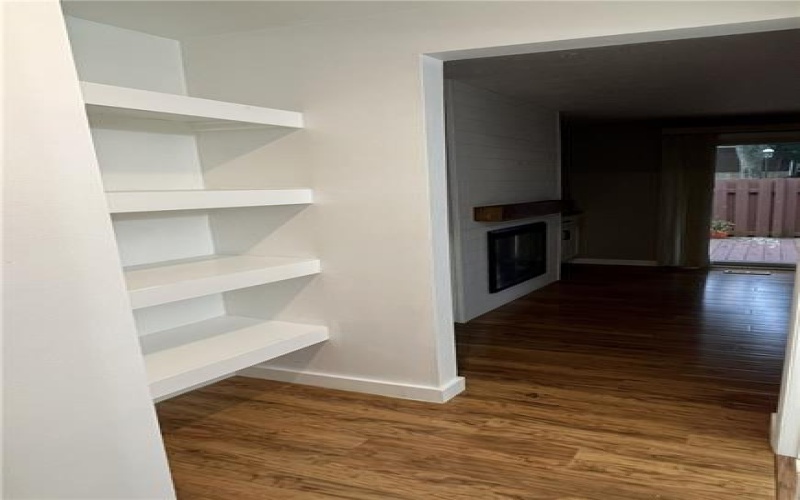 103 Hickory Cir, Canonsburg, 15317, 3 Bedroom Bedrooms, 8 Room Rooms,1.1 BathroomBathrooms,Residential,For Sale,Hickory Cir,1777654