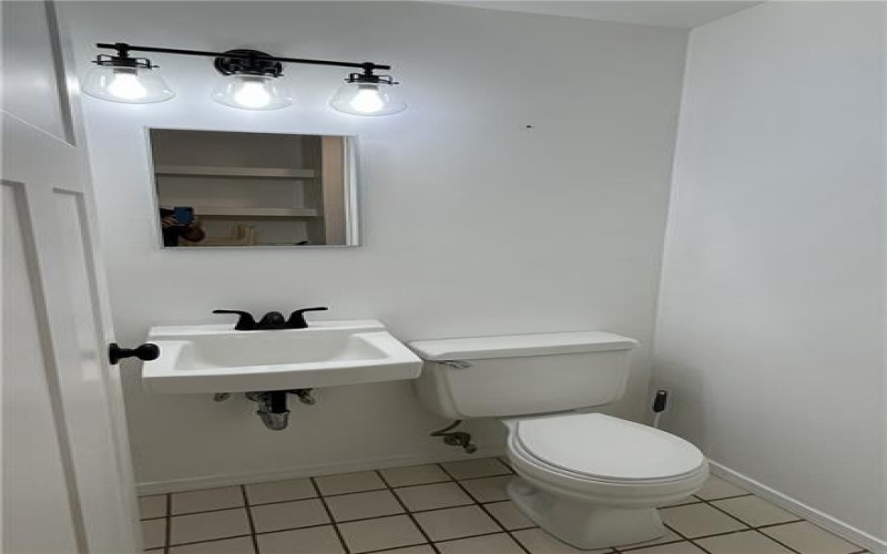 103 Hickory Cir, Canonsburg, 15317, 3 Bedroom Bedrooms, 8 Room Rooms,1.1 BathroomBathrooms,Residential,For Sale,Hickory Cir,1777654