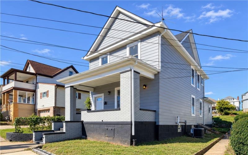 515 Blaine Avenue, Canonsburg, 15317, 3 Bedroom Bedrooms, ,2 BathroomBathrooms,Residential,For Sale,Blaine Avenue,1777759