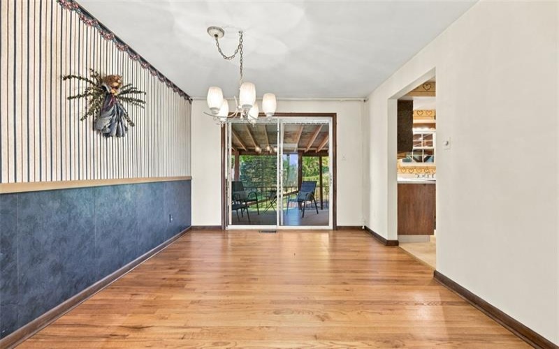 121 Oak Hill Dr, Washington, 15301, 3 Bedroom Bedrooms, 9 Room Rooms,2 BathroomBathrooms,Residential,For Sale,Oak Hill Dr,1777772