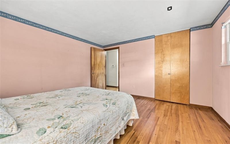 121 Oak Hill Dr, Washington, 15301, 3 Bedroom Bedrooms, 9 Room Rooms,2 BathroomBathrooms,Residential,For Sale,Oak Hill Dr,1777772