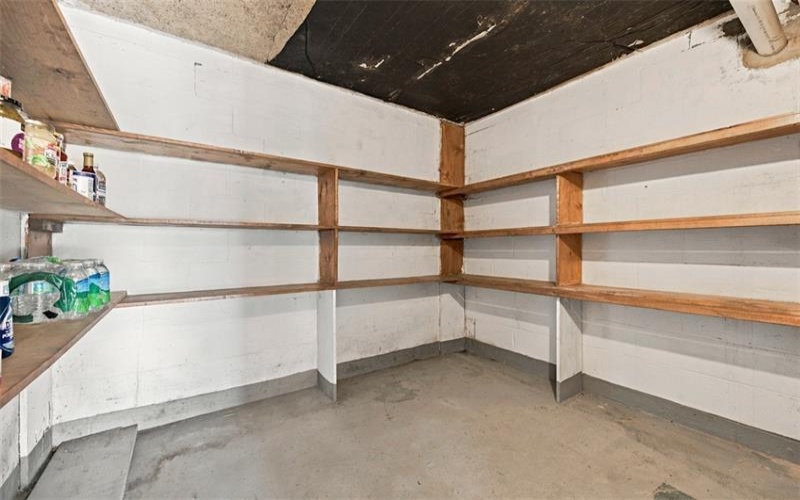 121 Oak Hill Dr, Washington, 15301, 3 Bedroom Bedrooms, 9 Room Rooms,2 BathroomBathrooms,Residential,For Sale,Oak Hill Dr,1777772