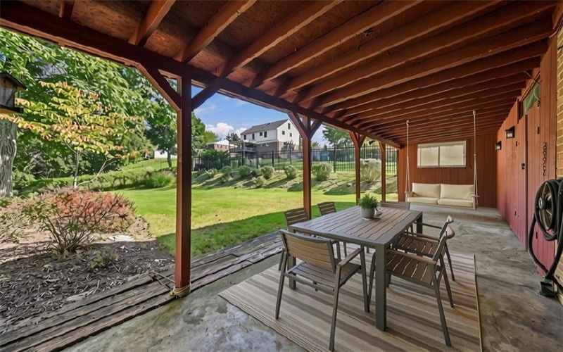 121 Oak Hill Dr, Washington, 15301, 3 Bedroom Bedrooms, 9 Room Rooms,2 BathroomBathrooms,Residential,For Sale,Oak Hill Dr,1777772