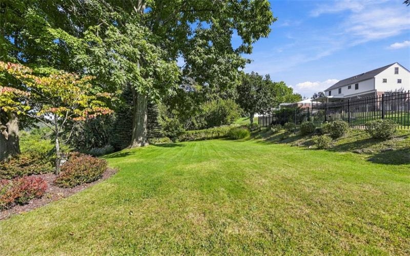 121 Oak Hill Dr, Washington, 15301, 3 Bedroom Bedrooms, 9 Room Rooms,2 BathroomBathrooms,Residential,For Sale,Oak Hill Dr,1777772