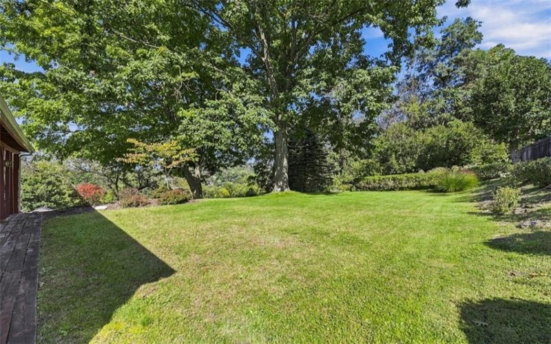 121 Oak Hill Dr, Washington, 15301, 3 Bedroom Bedrooms, 9 Room Rooms,2 BathroomBathrooms,Residential,For Sale,Oak Hill Dr,1777772