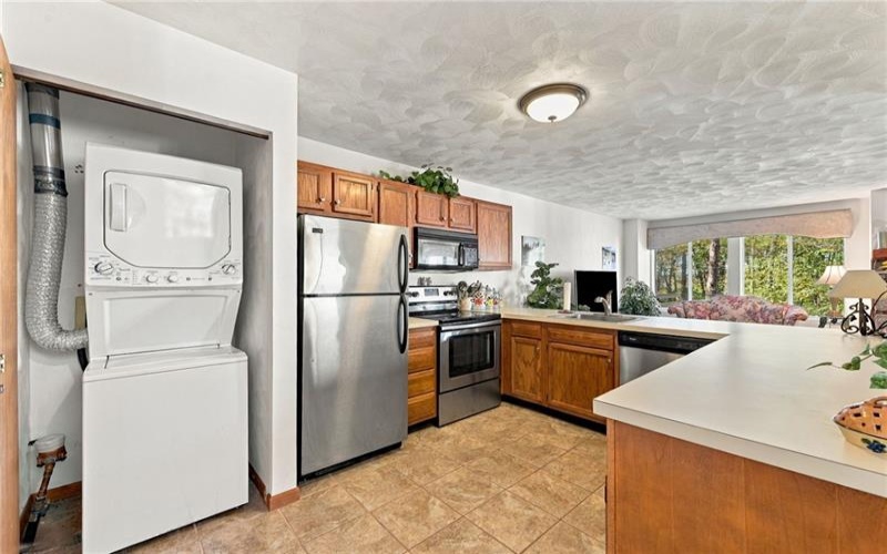 1846 Eagles Ridge Way, Hidden Valley, 15502, 3 Bedroom Bedrooms, 8 Room Rooms,2.1 BathroomBathrooms,Residential,For Sale,Eagles Ridge Way,1777854