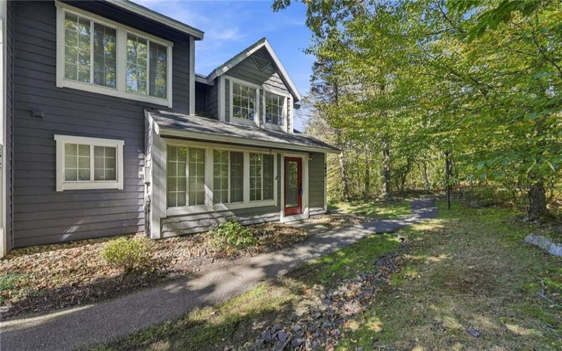 1846 Eagles Ridge Way, Hidden Valley, 15502, 3 Bedroom Bedrooms, 8 Room Rooms,2.1 BathroomBathrooms,Residential,For Sale,Eagles Ridge Way,1777854