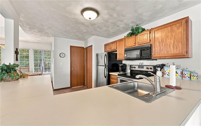 1846 Eagles Ridge Way, Hidden Valley, 15502, 3 Bedroom Bedrooms, 8 Room Rooms,2.1 BathroomBathrooms,Residential,For Sale,Eagles Ridge Way,1777854