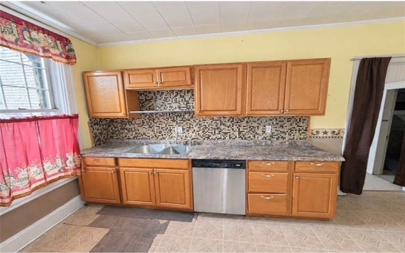 118-120 Carnegie Ave, Connellsville, 15425, ,Multi-unit,For Sale,Carnegie Ave,1778293
