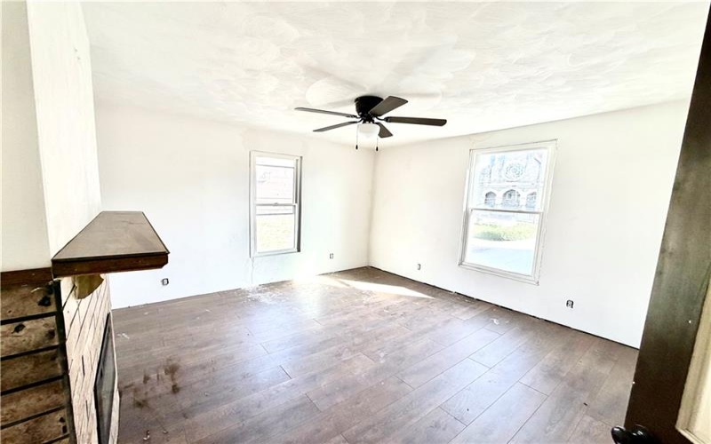118-120 Carnegie Ave, Connellsville, 15425, ,Multi-unit,For Sale,Carnegie Ave,1778293