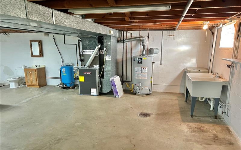 45 Lagonda Rd, Washington, 15301, 3 Bedroom Bedrooms, ,1.1 BathroomBathrooms,Residential,For Sale,Lagonda Rd,1775009