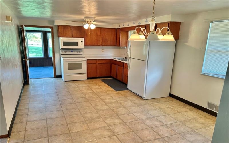 45 Lagonda Rd, Washington, 15301, 3 Bedroom Bedrooms, ,1.1 BathroomBathrooms,Residential,For Sale,Lagonda Rd,1775009