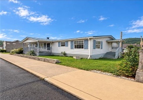 121 LOCUST STREET, JOHNSTOWN, 15909, 3 Bedroom Bedrooms, 8 Room Rooms,3 BathroomBathrooms,Residential,For Sale,LOCUST STREET,1777616