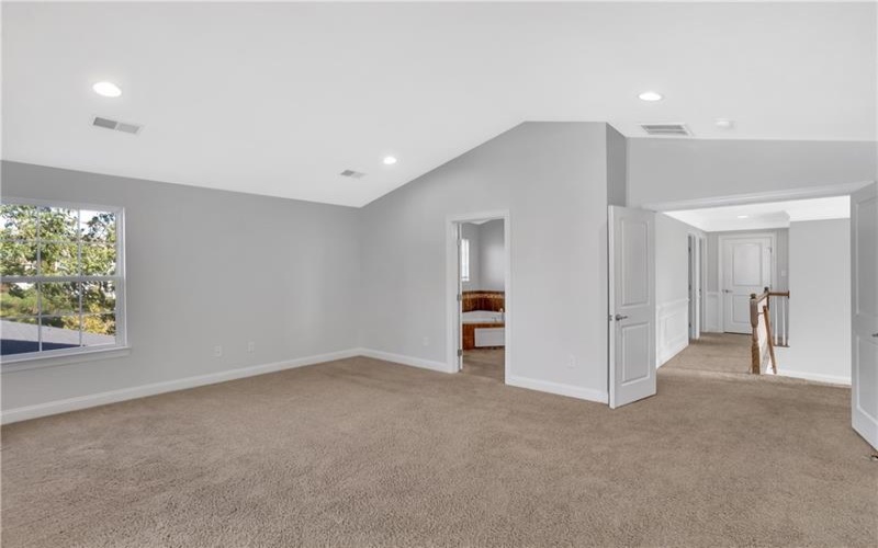 2084 Majestic Dr, Canonsburg, 15317, 4 Bedroom Bedrooms, ,3.1 BathroomBathrooms,Residential,For Sale,Majestic Dr,1778589