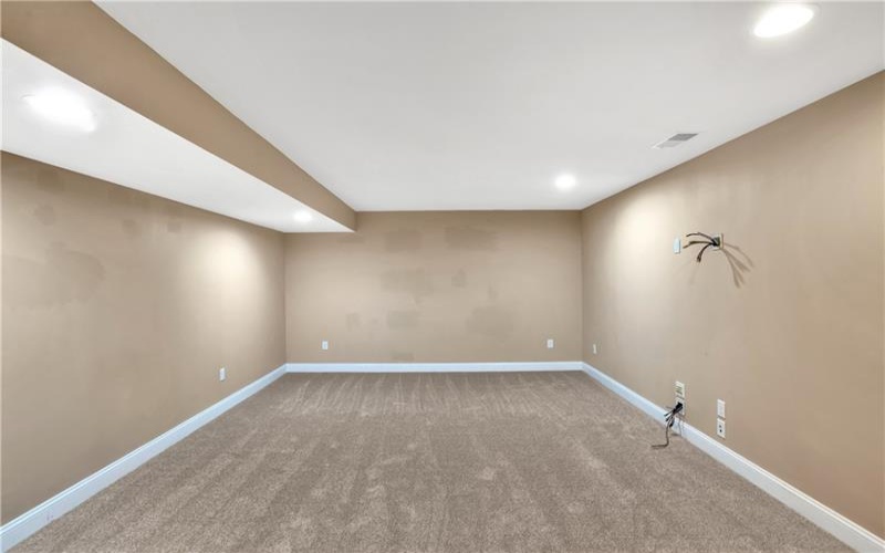 2084 Majestic Dr, Canonsburg, 15317, 4 Bedroom Bedrooms, ,3.1 BathroomBathrooms,Residential,For Sale,Majestic Dr,1778589