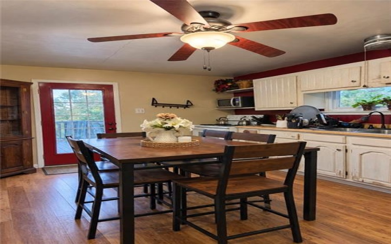 46 Chapel Hill Rd, Claysville, 15323, 4 Bedroom Bedrooms, 7 Room Rooms,3 BathroomBathrooms,Residential,For Sale,Chapel Hill Rd,1778610