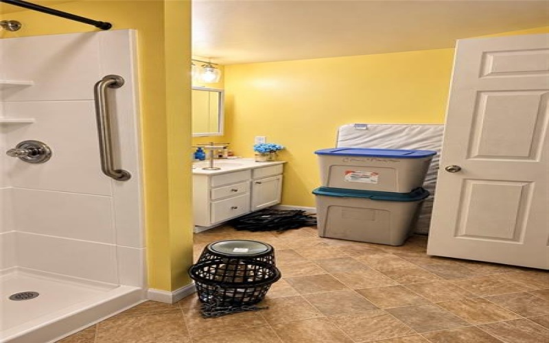 46 Chapel Hill Rd, Claysville, 15323, 4 Bedroom Bedrooms, 7 Room Rooms,3 BathroomBathrooms,Residential,For Sale,Chapel Hill Rd,1778610