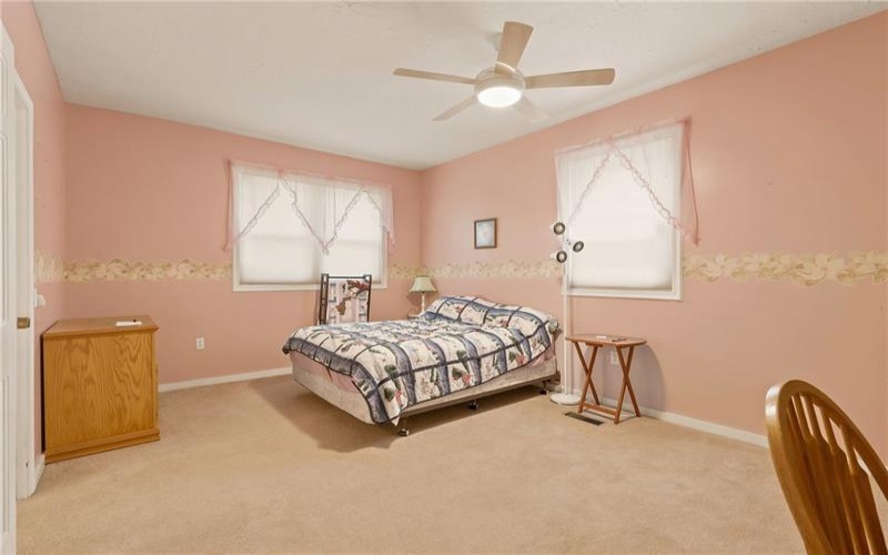 555 Blough Rd, Boswell, 15531, 3 Bedroom Bedrooms, ,3.1 BathroomBathrooms,Residential,For Sale,Blough Rd,1762270