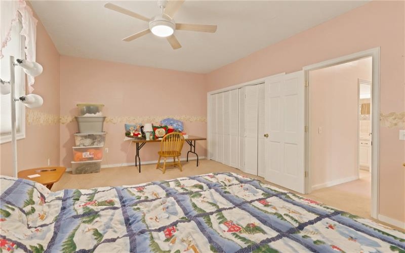 555 Blough Rd, Boswell, 15531, 3 Bedroom Bedrooms, ,3.1 BathroomBathrooms,Residential,For Sale,Blough Rd,1762270