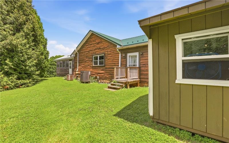 555 Blough Rd, Boswell, 15531, 3 Bedroom Bedrooms, ,3.1 BathroomBathrooms,Residential,For Sale,Blough Rd,1762270