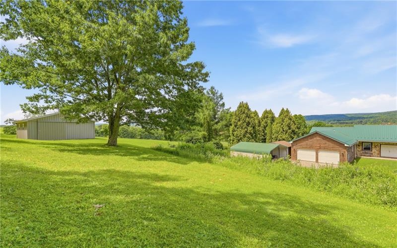 555 Blough Rd, Boswell, 15531, 3 Bedroom Bedrooms, ,3.1 BathroomBathrooms,Residential,For Sale,Blough Rd,1762270