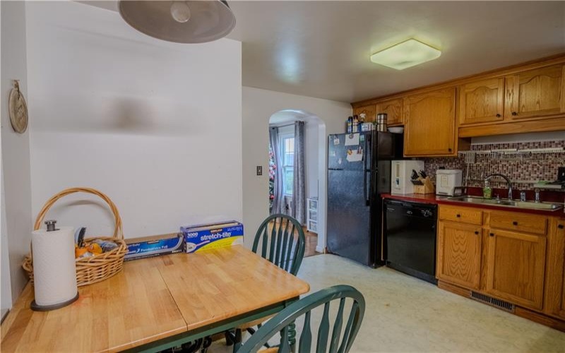 29 Crest St, Uniontown, 15401, 3 Bedroom Bedrooms, ,1 BathroomBathrooms,Residential,For Sale,Crest St,1778753