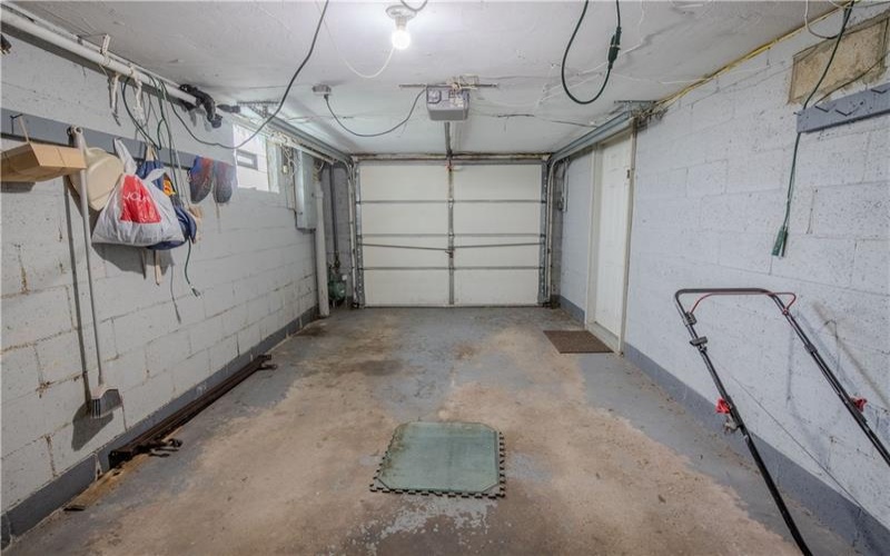 29 Crest St, Uniontown, 15401, 3 Bedroom Bedrooms, ,1 BathroomBathrooms,Residential,For Sale,Crest St,1778753