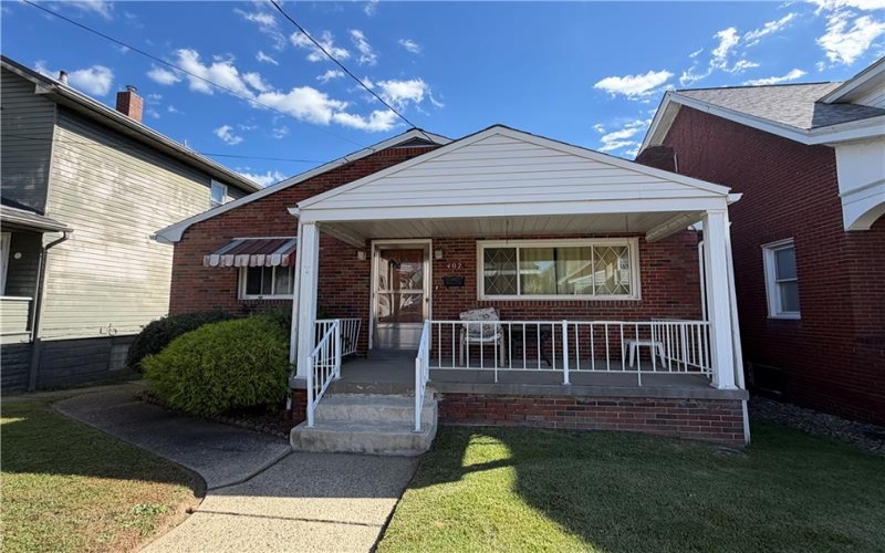 402 Franklin Ave, Canonsburg, 15317, 2 Bedroom Bedrooms, ,1 BathroomBathrooms,Residential,For Sale,Franklin Ave,1778527