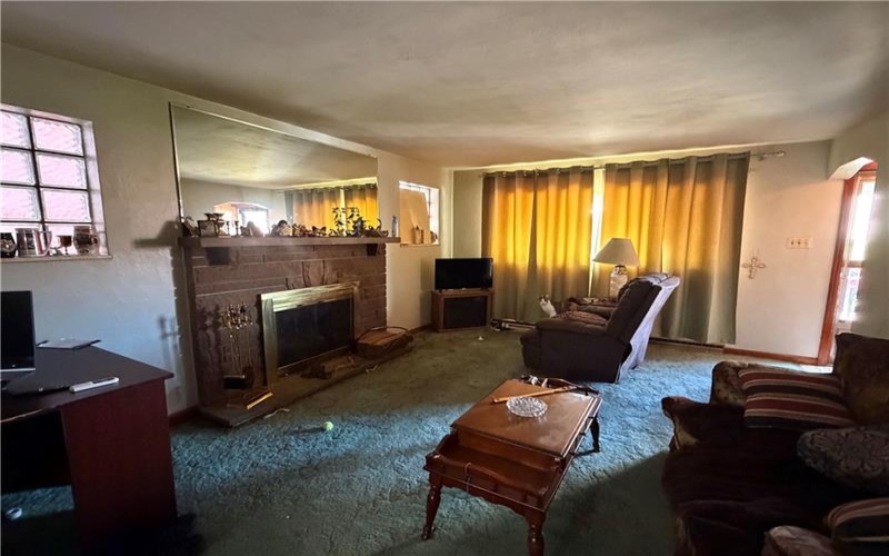 402 Franklin Ave, Canonsburg, 15317, 2 Bedroom Bedrooms, ,1 BathroomBathrooms,Residential,For Sale,Franklin Ave,1778527
