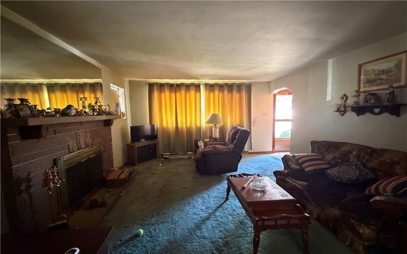402 Franklin Ave, Canonsburg, 15317, 2 Bedroom Bedrooms, ,1 BathroomBathrooms,Residential,For Sale,Franklin Ave,1778527