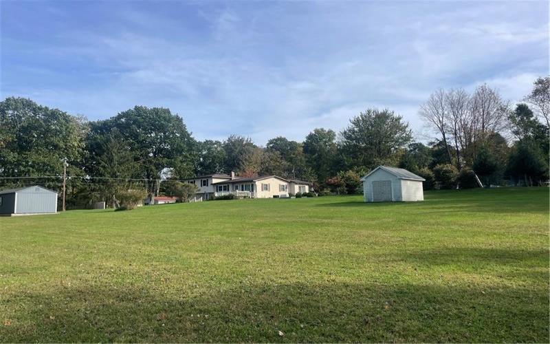 126 Edgemont Rd, Ligonier, 15658, 3 Bedroom Bedrooms, 9 Room Rooms,2 BathroomBathrooms,Residential,For Sale,Edgemont Rd,1778736