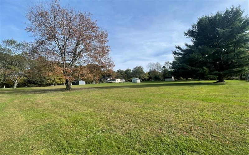 126 Edgemont Rd, Ligonier, 15658, 3 Bedroom Bedrooms, 9 Room Rooms,2 BathroomBathrooms,Residential,For Sale,Edgemont Rd,1778736