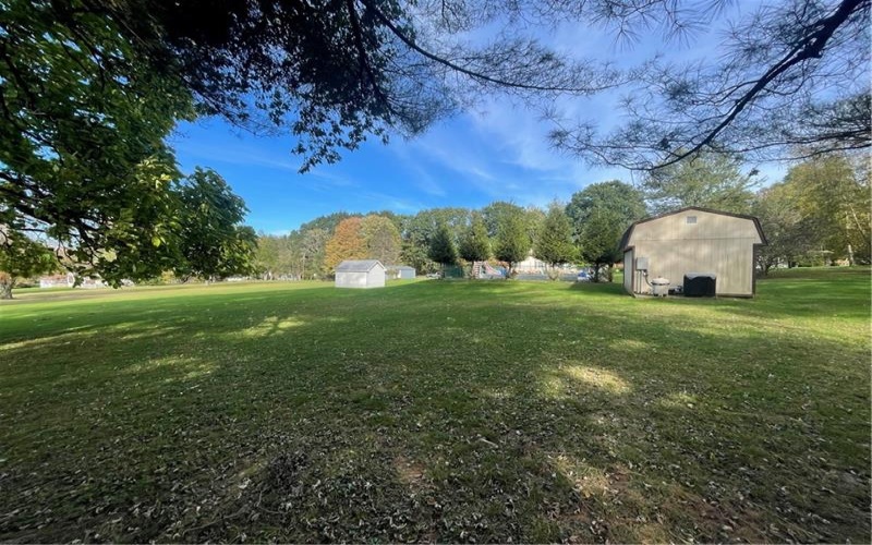 126 Edgemont Rd, Ligonier, 15658, 3 Bedroom Bedrooms, 9 Room Rooms,2 BathroomBathrooms,Residential,For Sale,Edgemont Rd,1778736