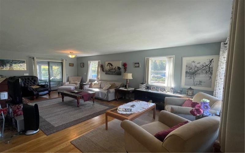 126 Edgemont Rd, Ligonier, 15658, 3 Bedroom Bedrooms, 9 Room Rooms,2 BathroomBathrooms,Residential,For Sale,Edgemont Rd,1778736