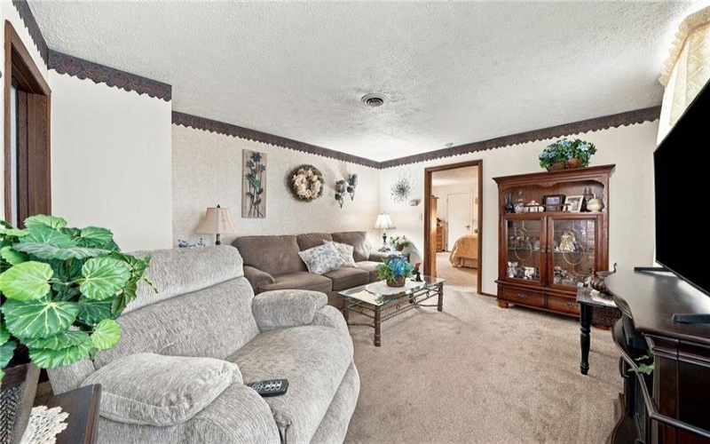 1501 BROAD STREET, 15601, 15601, ,Multi-unit,For Sale,BROAD STREET,1778749