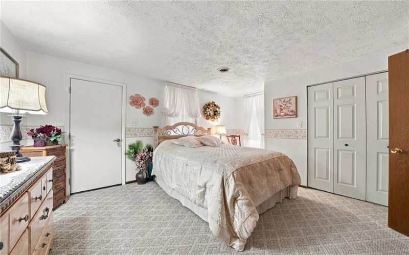 1501 BROAD STREET, 15601, 15601, ,Multi-unit,For Sale,BROAD STREET,1778749