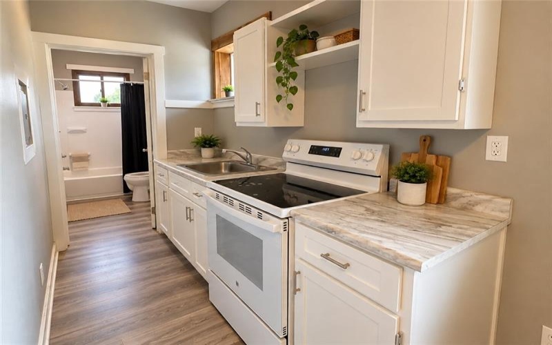 10261 Center Highway, Irwin, 15642, 2 Bedroom Bedrooms, ,1 BathroomBathrooms,Lease,For Rent,Center Highway,1778801