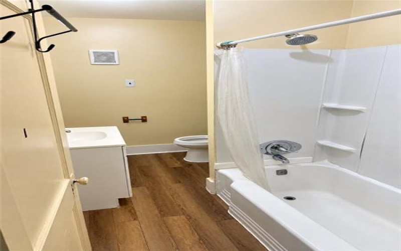 1538 5th Ave, New Kensington, 15068, 1 Bedroom Bedrooms, ,1 BathroomBathrooms,Lease,For Rent,5th Ave,1778806