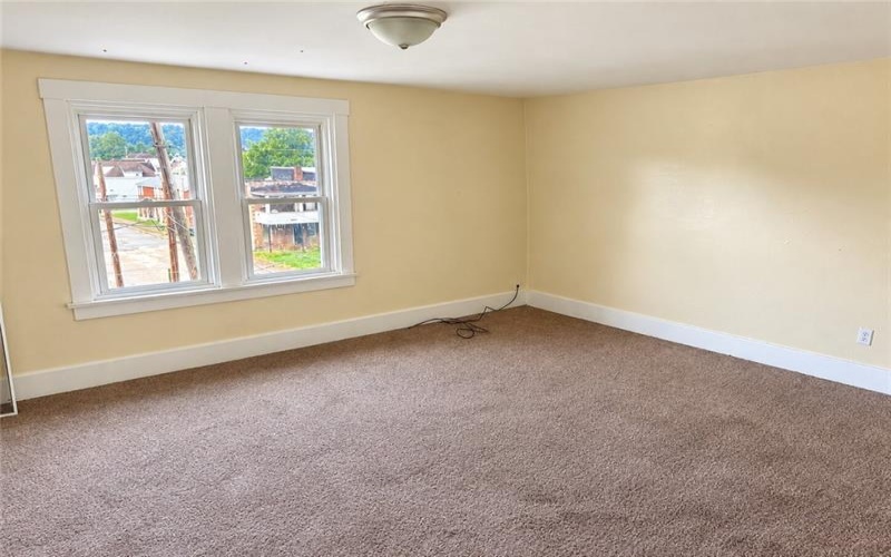 1538 5th Ave, New Kensington, 15068, 1 Bedroom Bedrooms, ,1 BathroomBathrooms,Lease,For Rent,5th Ave,1778809